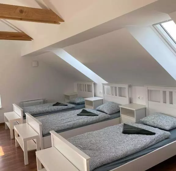 Hostel Vaneča