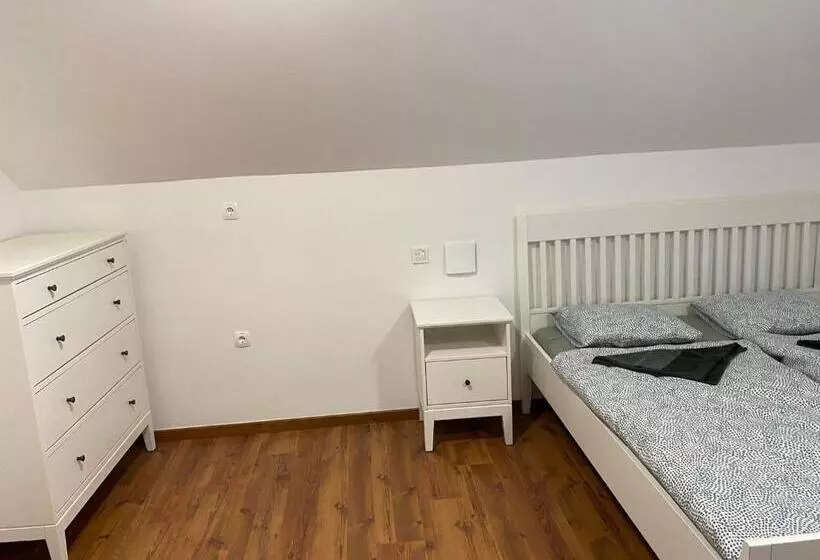 Hostel Vaneča