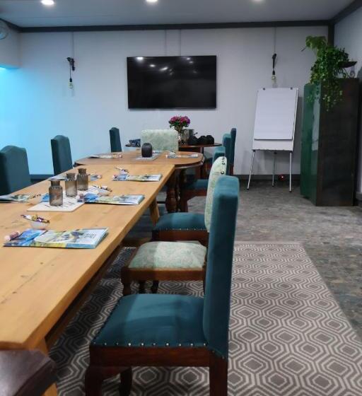 Отель 360 Country