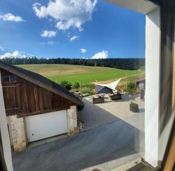 酒店 Hôtel Restaurant Le Cochon Rose