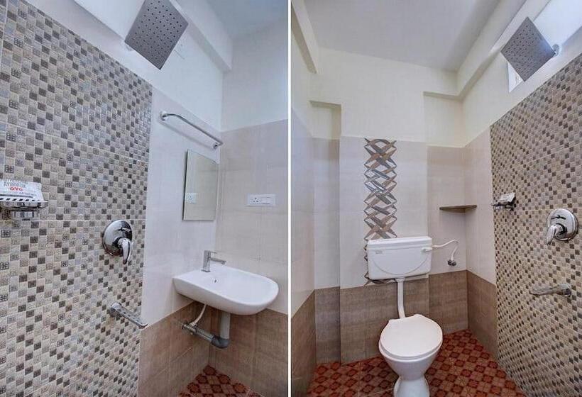 Hotel Jaganmatha Kollur