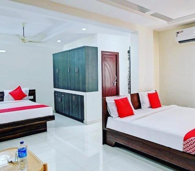 Hotel Jaganmatha Kollur