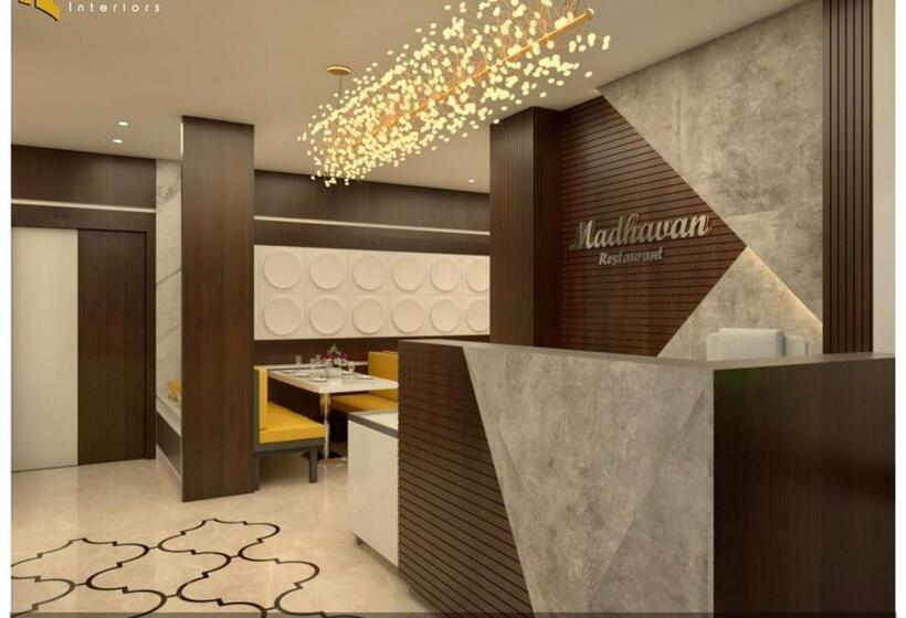 Отель Madhavan International