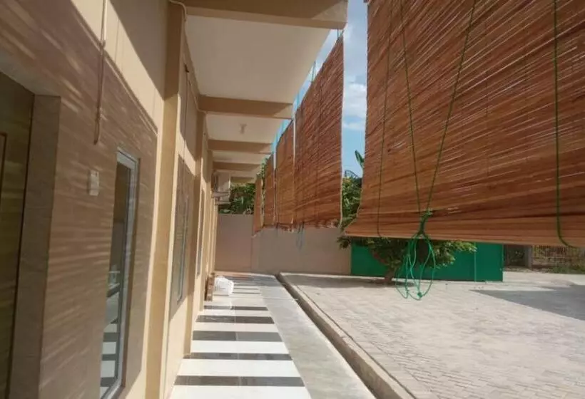 Hotelli Oyo 93100 Harapan Homestay Syariah