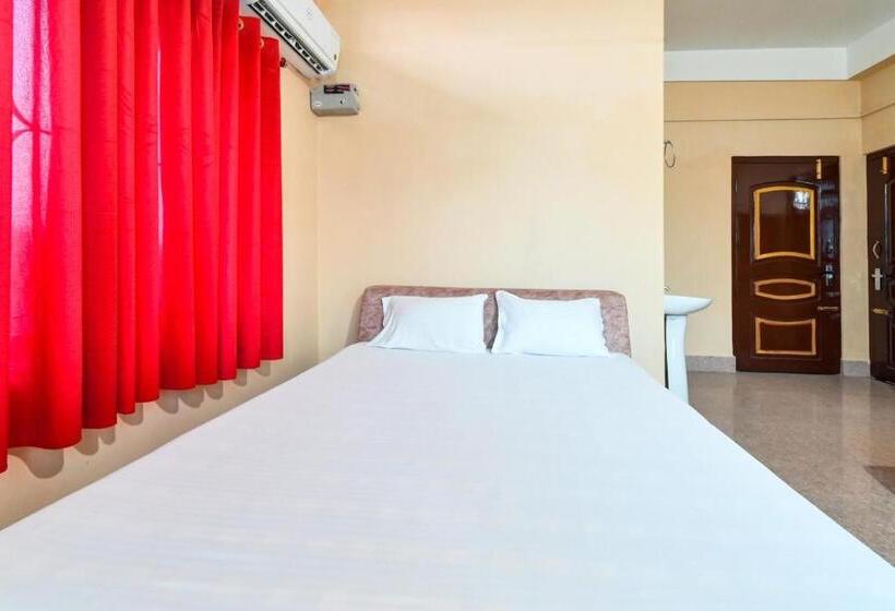 Отель Oyo Florida Restaurant & Guest House