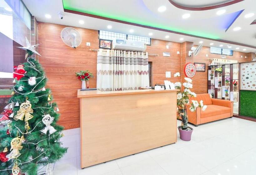 Отель Oyo Florida Restaurant & Guest House