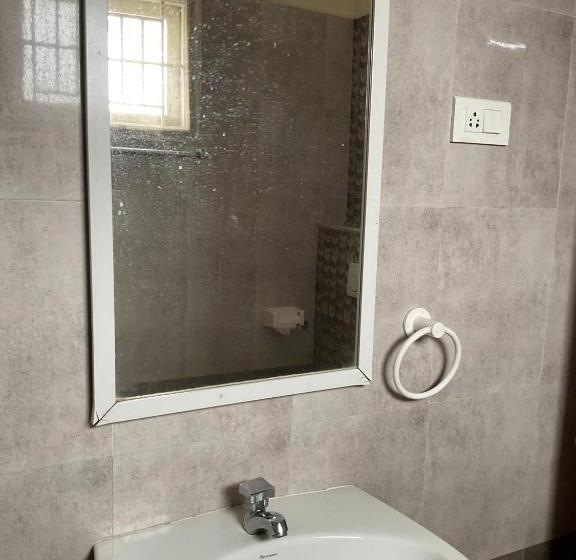 Отель Shantham Service Apartments, Indumanagar, Coimbatore