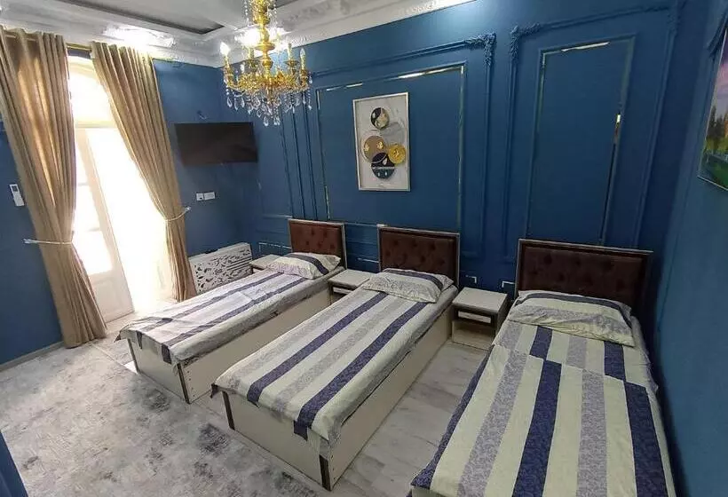ペンション Abubakir Guests House