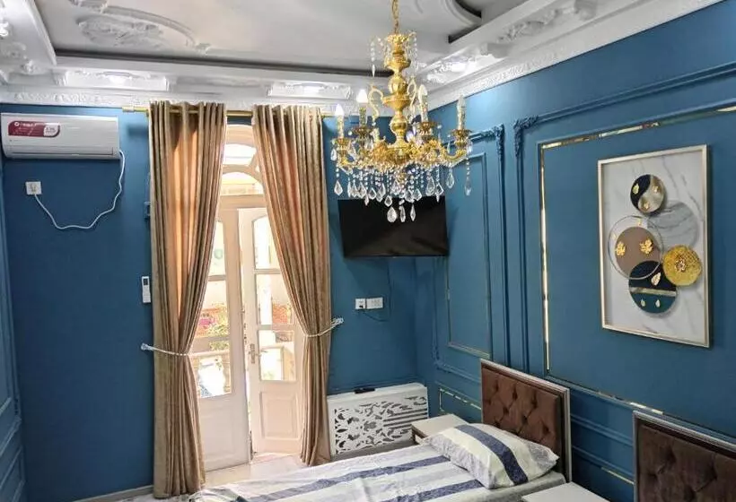 ペンション Abubakir Guests House