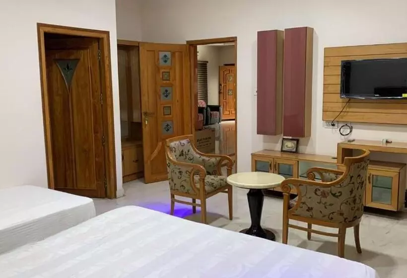 پانسیون Hill View Paradise   2bhk S & Rooms   A Golden Group Of Premium Home Stays   Tirupati