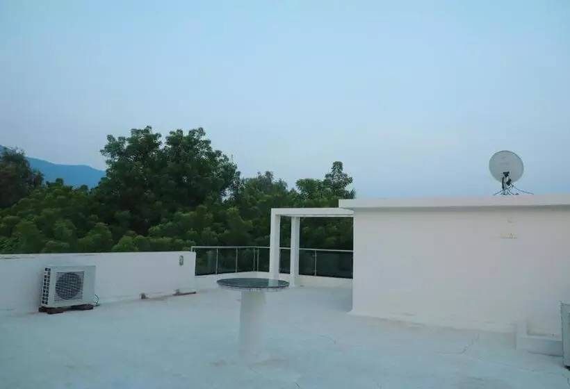 پانسیون Hill View Paradise   2bhk S & Rooms   A Golden Group Of Premium Home Stays   Tirupati