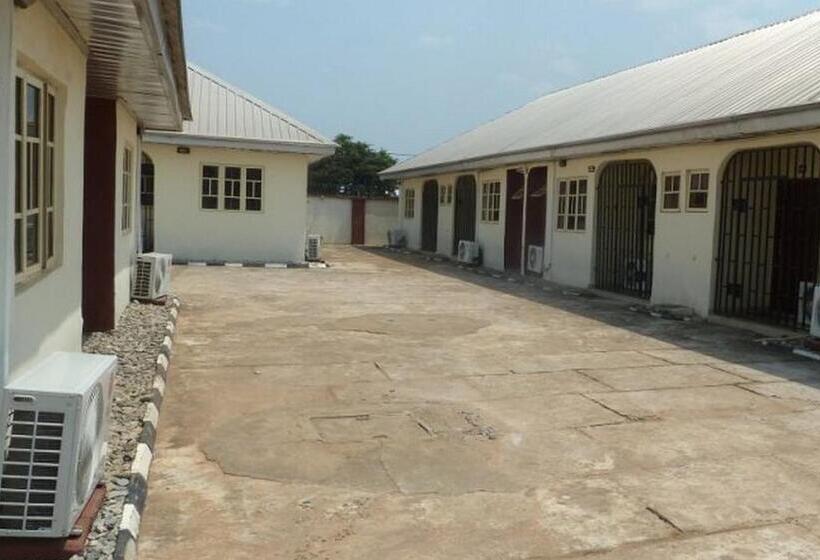 پانسیون Room In Lodge Vision Serviced Apartments