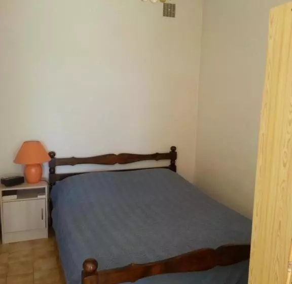 ペンション Studio Indépendant Au Calme