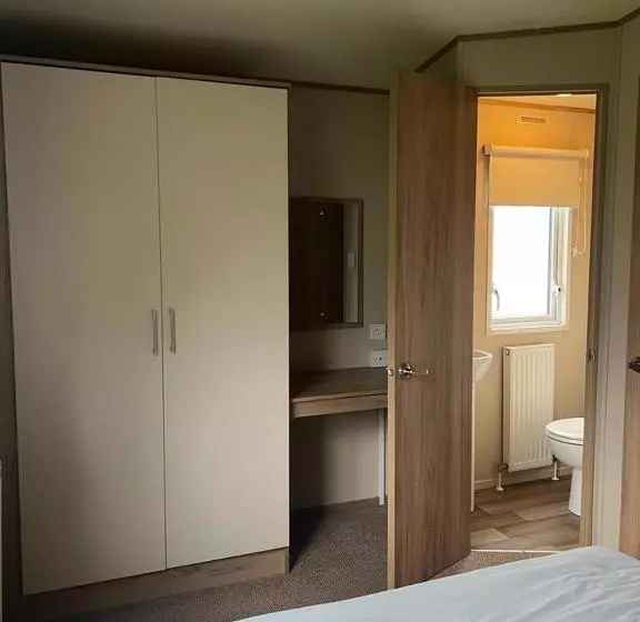 リゾートホテル 87 Lancaster Crescent