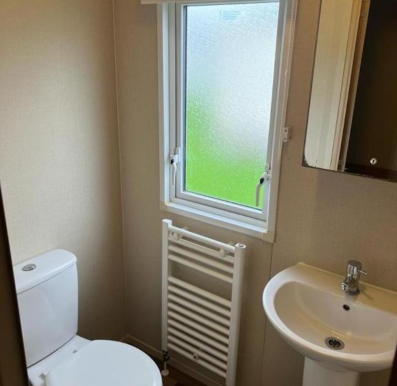 リゾートホテル 87 Lancaster Crescent