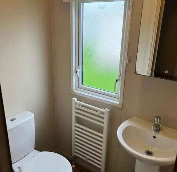 リゾートホテル 87 Lancaster Crescent