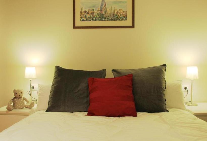 Alguera Apartments Industria