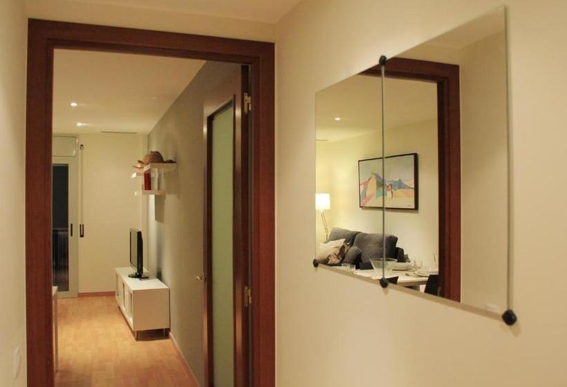 Alguera Apartments Industria