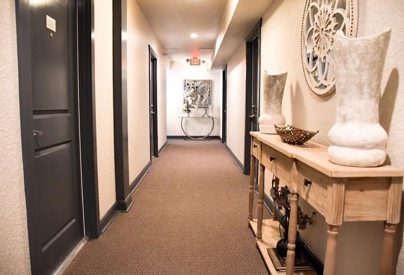 ホテル Artisan Downtown