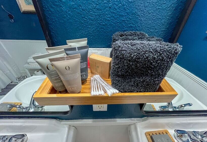 ホテル Artisan Downtown