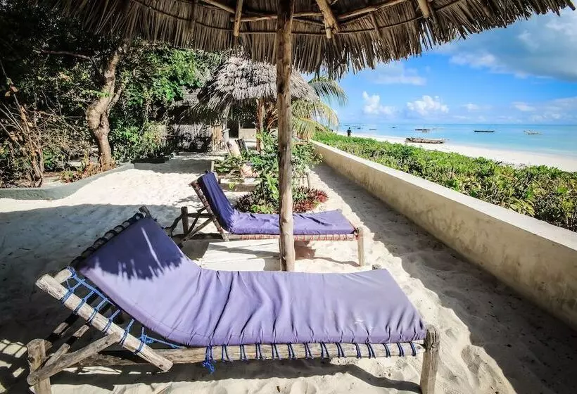 هتل Blue Reef Sport & Fishing Lodge And Bungalows