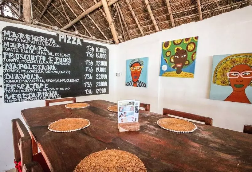 هتل Blue Reef Sport & Fishing Lodge And Bungalows