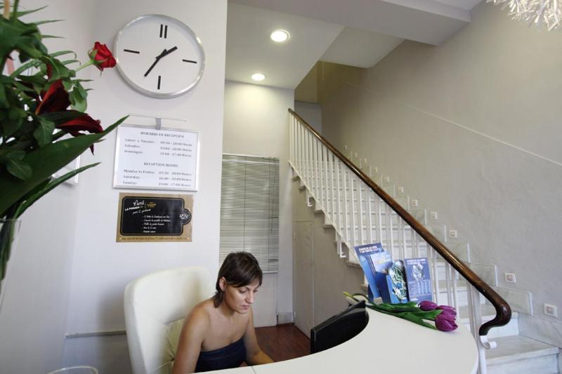 هتل Dormavalencia Hostel Regne