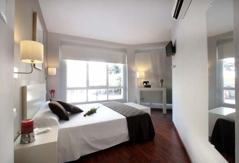 هتل Dormavalencia Hostel Regne