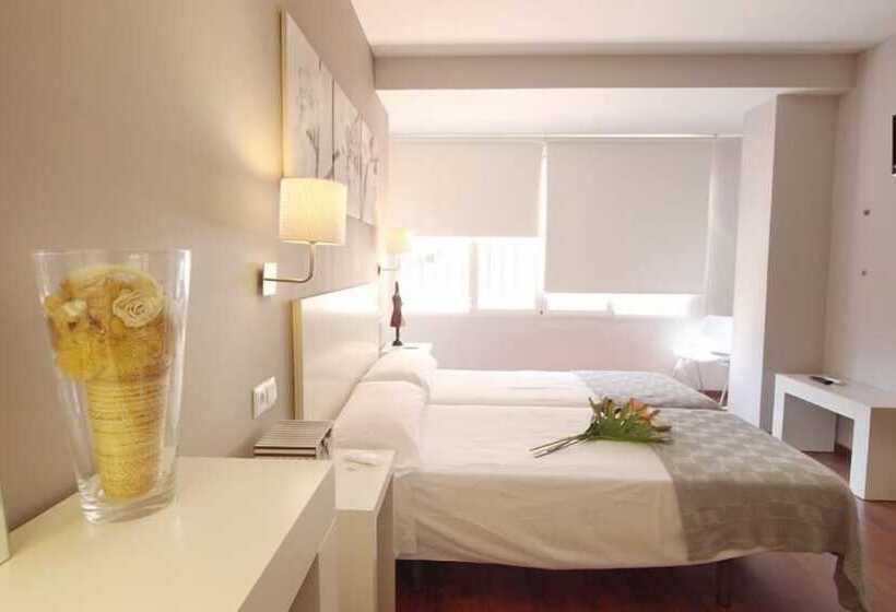 هتل Dormavalencia Hostel Regne