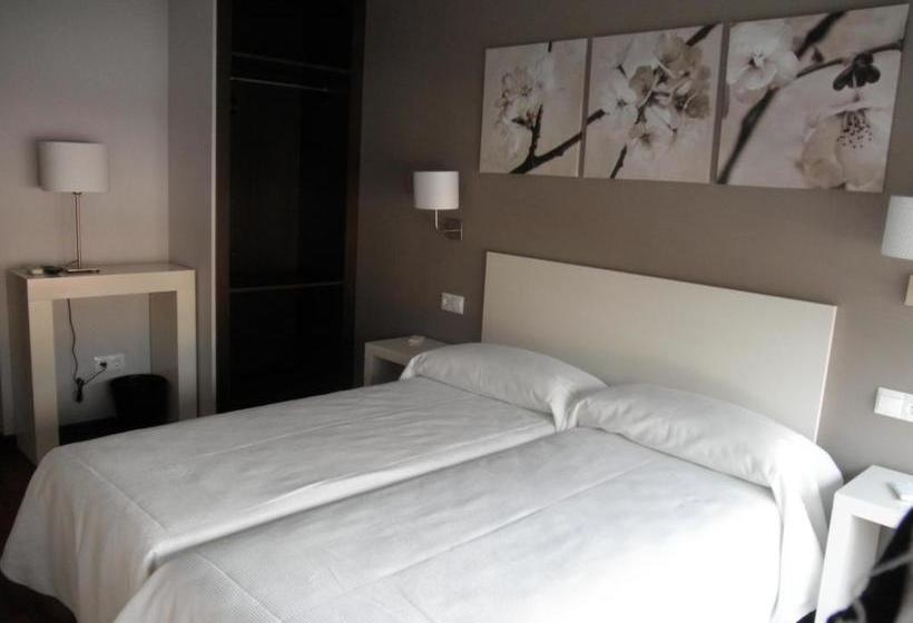 هتل Dormavalencia Hostel Regne