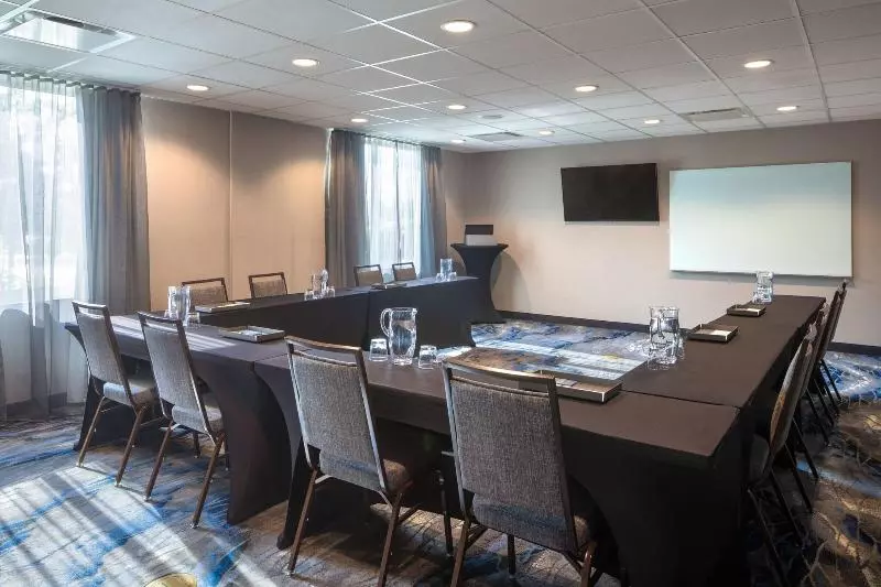 ホテル Fairfield Inn & Suites By Marriott Chillicothe
