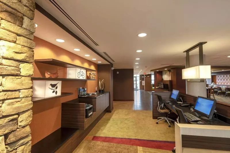 ホテル Fairfield Inn & Suites By Marriott Chillicothe