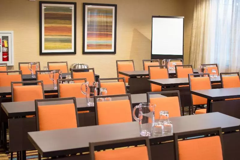 ホテル Fairfield Inn & Suites By Marriott Chillicothe