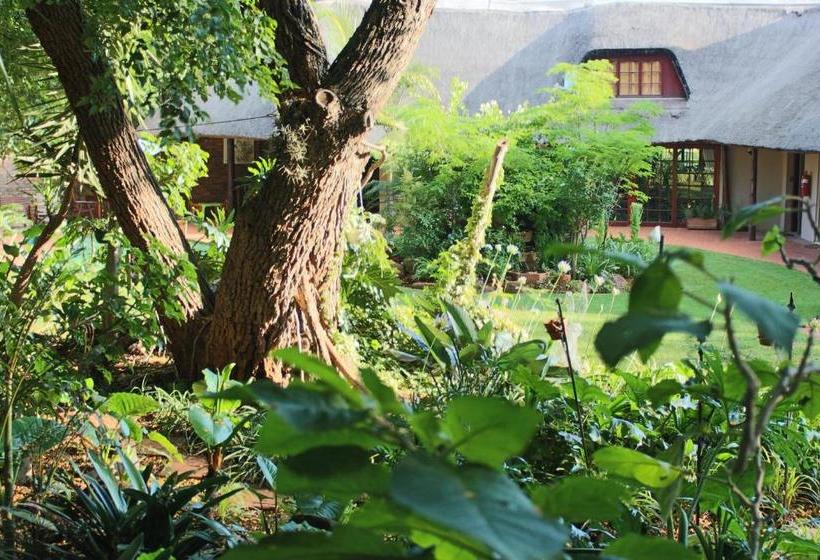 בית מלון כפרי Foreigners Friend Guest House