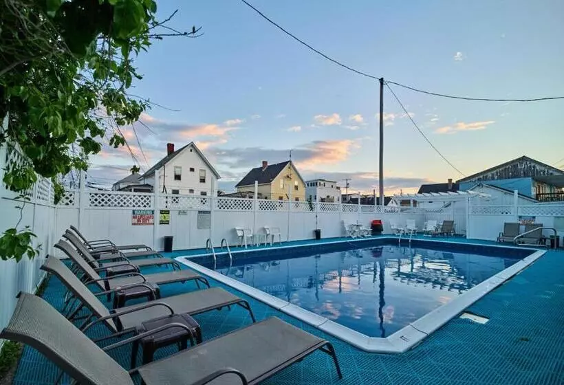 ホテル Hillcrest Inn