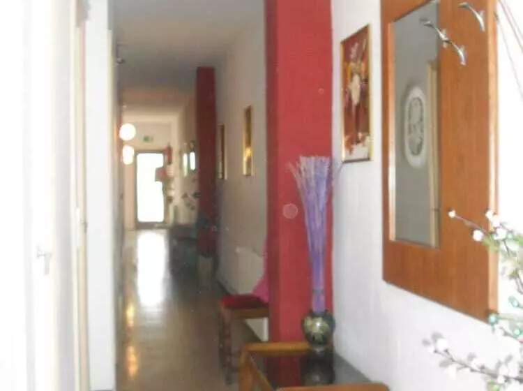 Hotelli Hostal Cassa