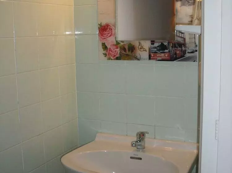 Hotelli Hostal Cassa