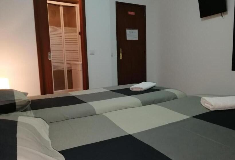 فندق Lagos City Center Guest House & Hostel