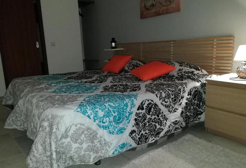 فندق Lagos City Center Guest House & Hostel