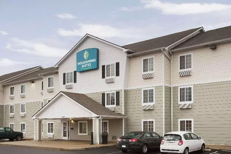 Hotelli Woodspring Suites Cincinnati Fairfield