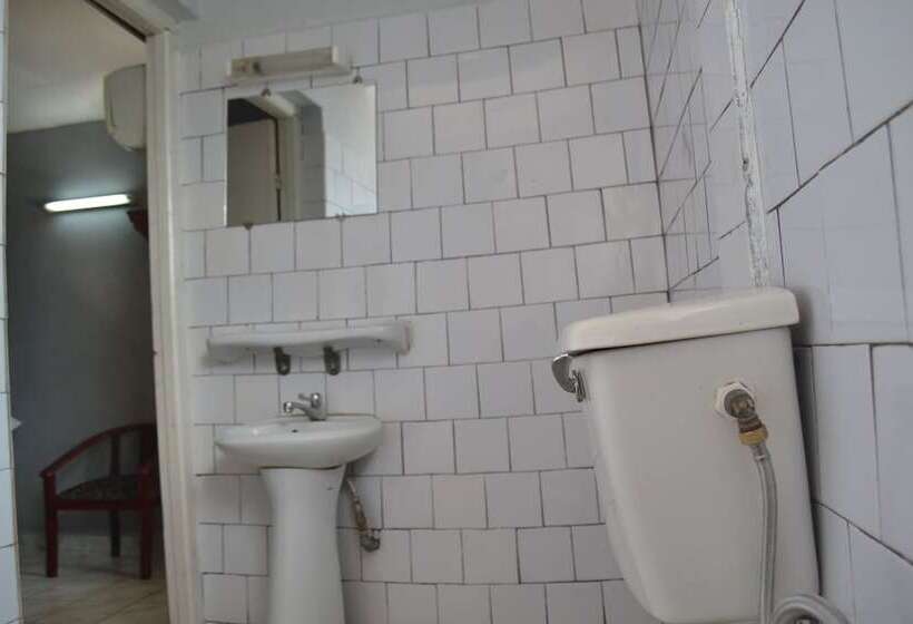 پانسیون Victoria Guest House