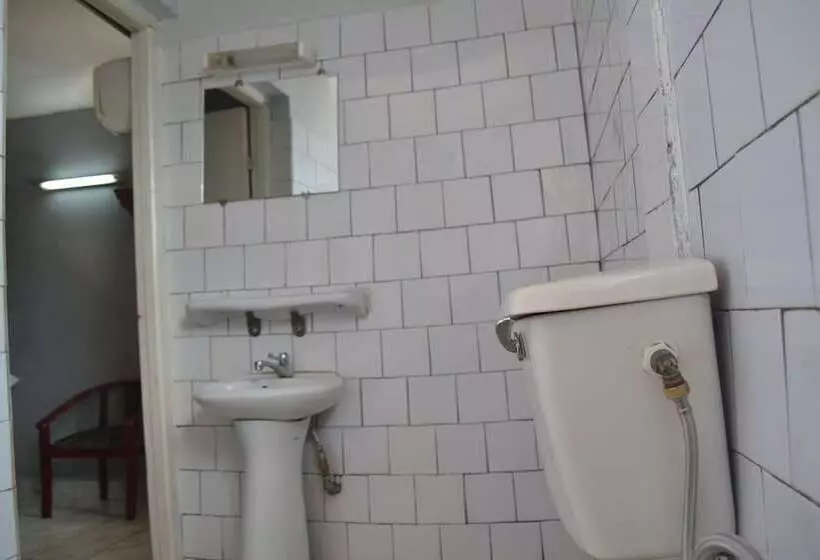 پانسیون Victoria Guest House
