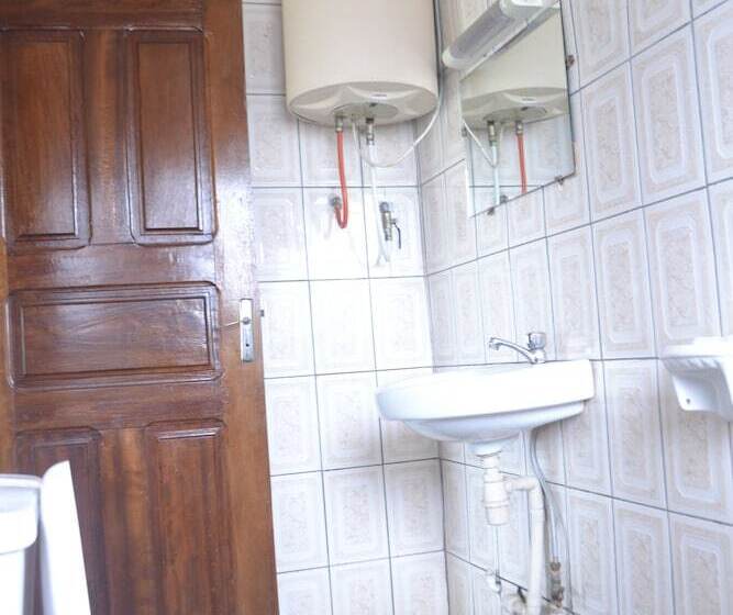 پانسیون Victoria Guest House