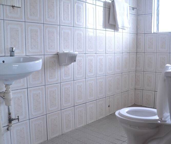 پانسیون Victoria Guest House