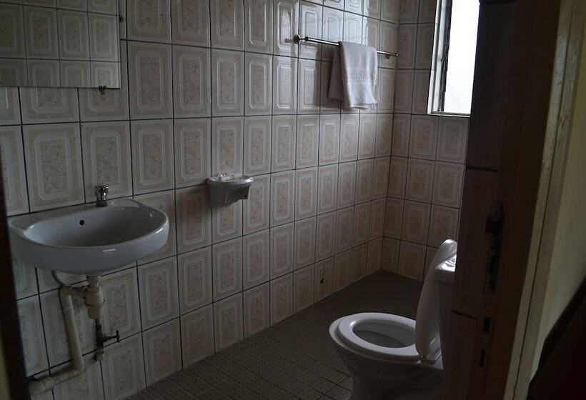 پانسیون Victoria Guest House