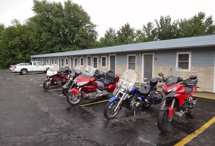 Pine Ridge Motel