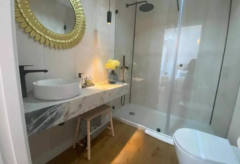 Retkeilymaja Grândola Suites   Suite Henrique