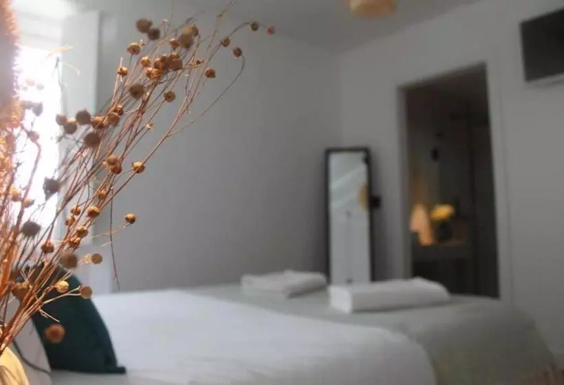 Retkeilymaja Grândola Suites   Suite Henrique