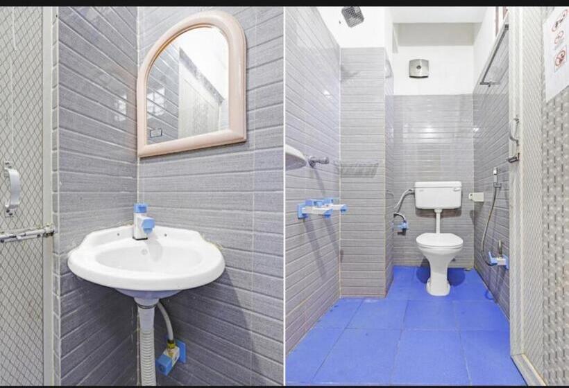 Alberg Lakhi S Homestay