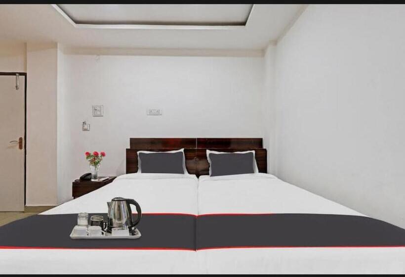 Alberg Lakhi S Homestay